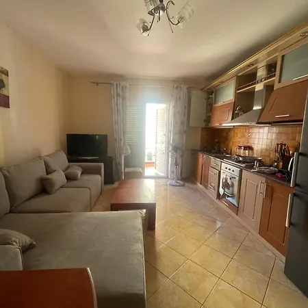 Mali I Robit Apartment